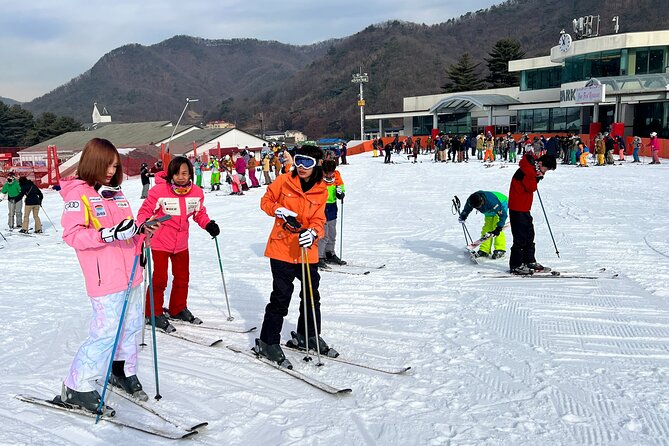 Jisan Ski Resort from Seoul by Shuttle(Opt Winter Skiing Package) - Pickup choices at 7:30 a.m.