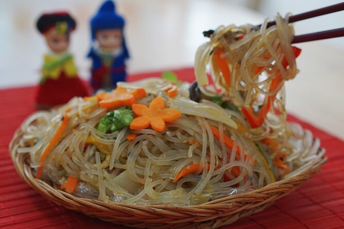 K-food cooking Japchae Mandu Tteokbokki & Fishcake - Setting up your Korean table and taking photos