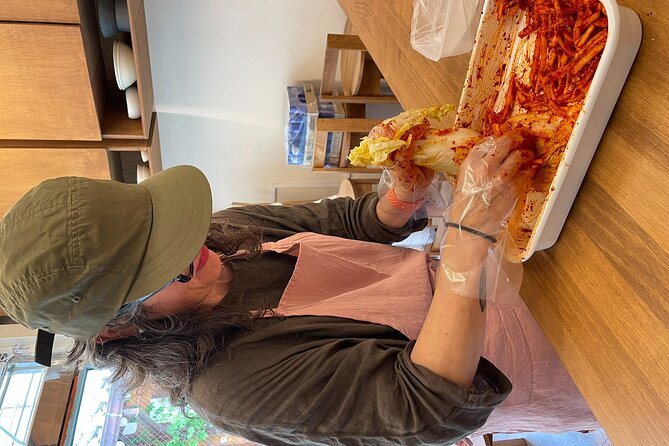 Kimchi class with Chef Hakyung near Gyeongbokgung place - A chef-prepared meal while you work