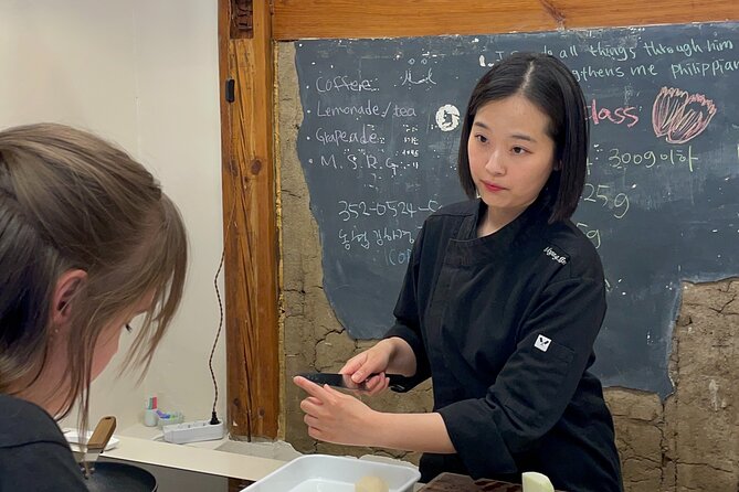 Kimchi class with Chef Hakyung near Gyeongbokgung place - What $80 buys you