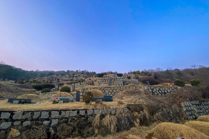 Korean Cemetery and Folklore Trek - Who Will Enjoy This Walk Most?