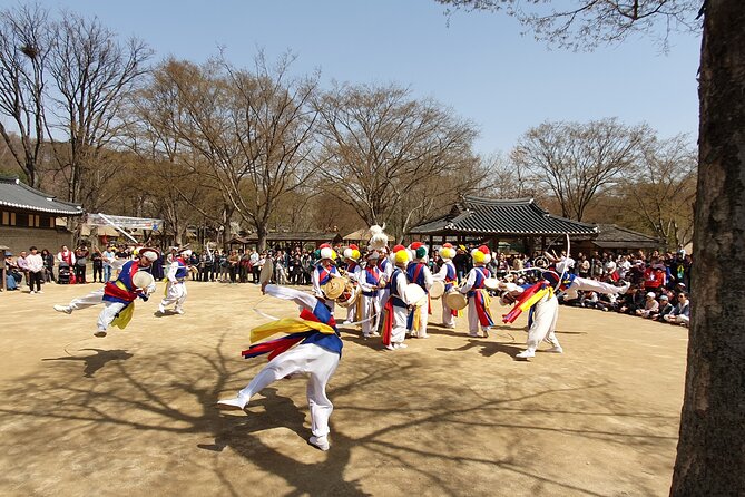 Korean Folk Village Half-day Guided Tour from Seoul - Seeing artisans at work instead of behind glass