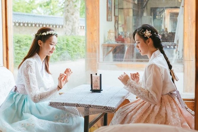 Korean Hanbok Rental Shop - Practical timing and booking advice