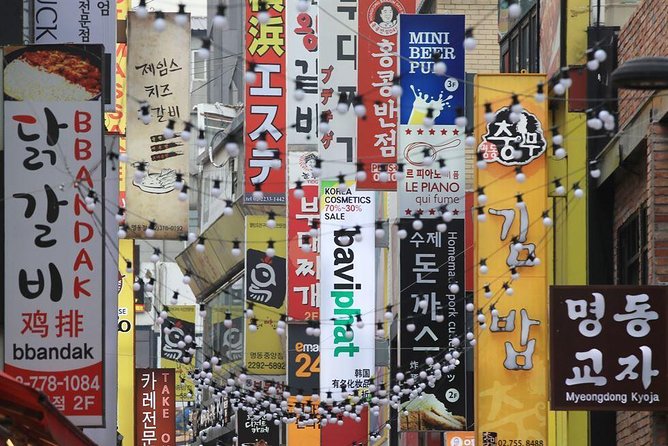 Korean History & Heritage Tour - Kwangjang Market and the best chance for a food break
