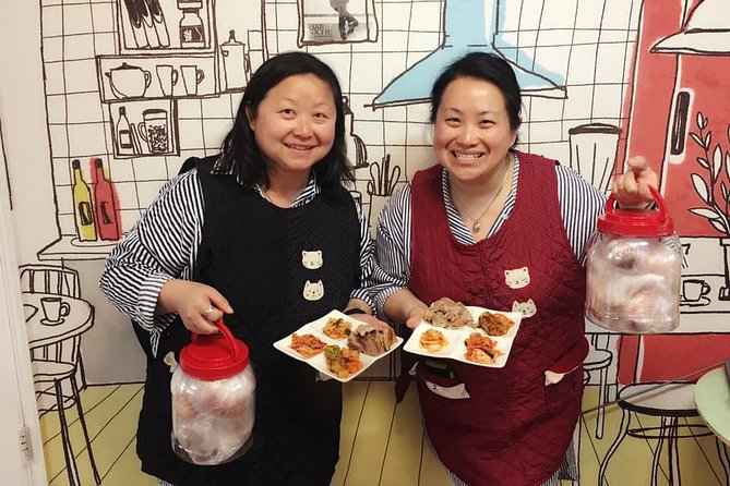Korean Kimchi Making Day Experience with a Local Market Tour - Group size, timing, and the one point to confirm
