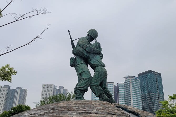 Korean War Memorial Private Guided Tour - Why the Korean War Memorial needs a guide
