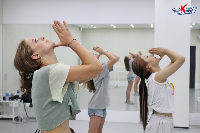 Kpop Dance Class Activity in Seoul (Recommended by CNN, BBC) - The included photos, video, and certificate
