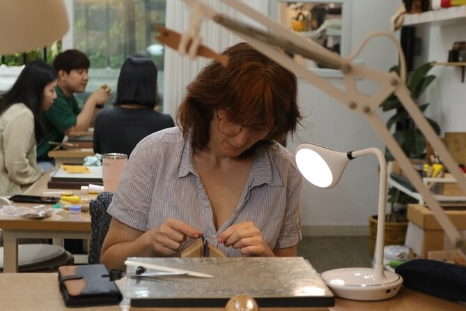 Leather Products Workshop in Seoul - A two-hour class with room for conversation