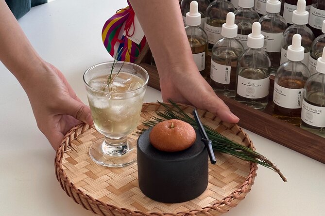 Make your K-scent perfume: Modern oneday class in Seoul - Learning the perfume pyramid without a chemistry lecture