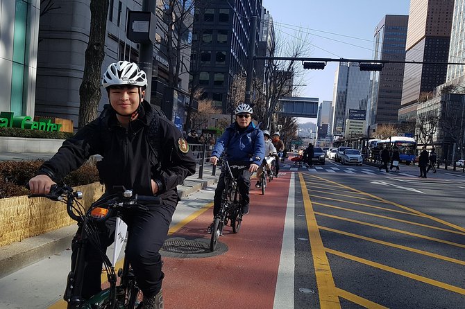 Market Food Tour & Evening E-bike Ride in Seoul - Royal Seoul at Gyeongbokgung and Gwanghwamun