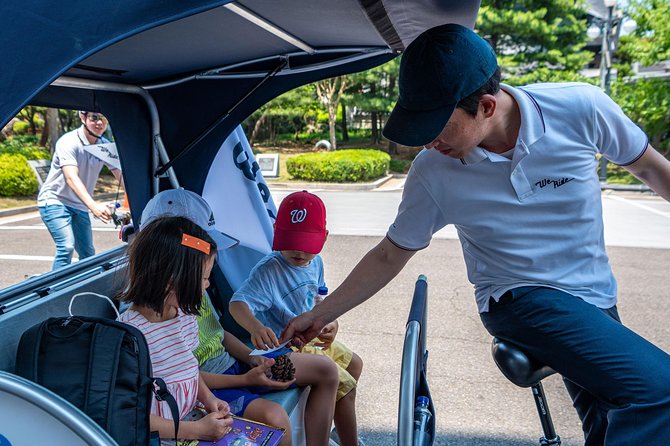 Morning Pedicab Heritage Tour - Gyeongbokgung Palace and the Old Royal Gate