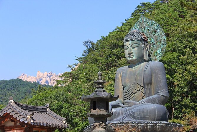 Mount Seorak and Naksansa Temple One Day Tour from Seoul - How demanding is the walking?