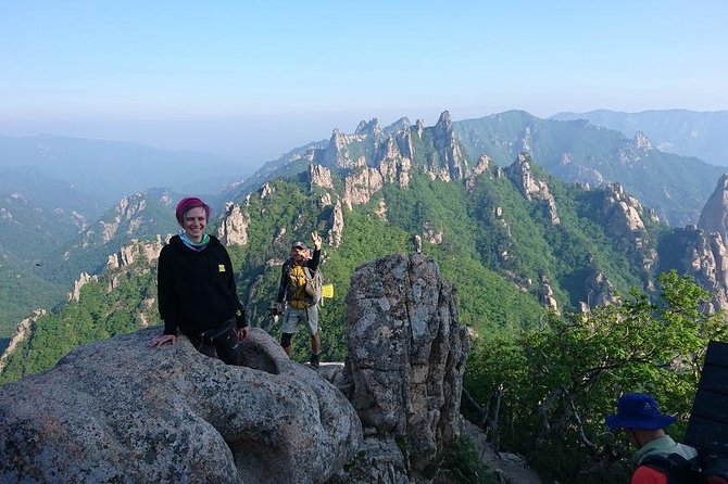 One-Day Tour for stunning Mt.Seoraksan from Seoul - Sinheungsa Temple on Seoraksan’s slopes