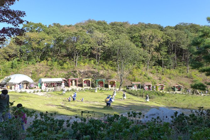 Pocheon Private Day Tour from Seoul - Herb Island for fragrance and evening-style charm