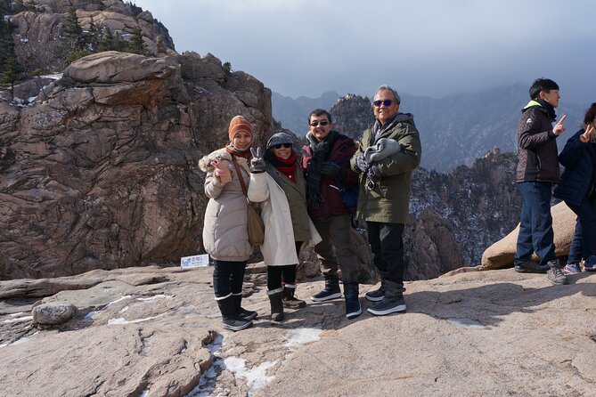 PREMIUM 5 Days Tour for Wonder of Korea(Mt. Seoraksan, Andong, Gyeongju, Busan) - Food, hotels, and the comfort factor
