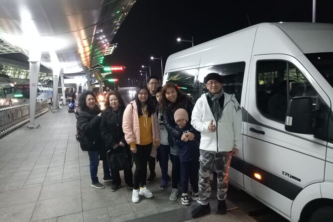 Private Airport Transfer: Incheon Airport to Seoul City 1-12 pax - Finding the driver after baggage claim