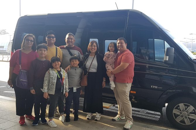 Private Airport Transfer: Seoul City to Incheon Airport 1-12 pax - Space for passengers and suitcases