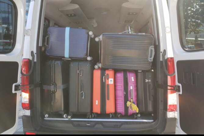 Private Airport Transfer: Seoul City to Incheon Airport 1-12 pax - Communication and reliability