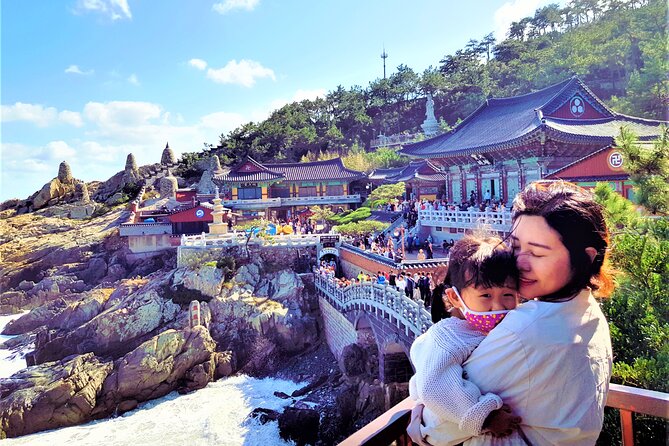 Private Busan Tour -Explore Cultural Landmarks with a Local Guide - Gukje Market and BIFF Square