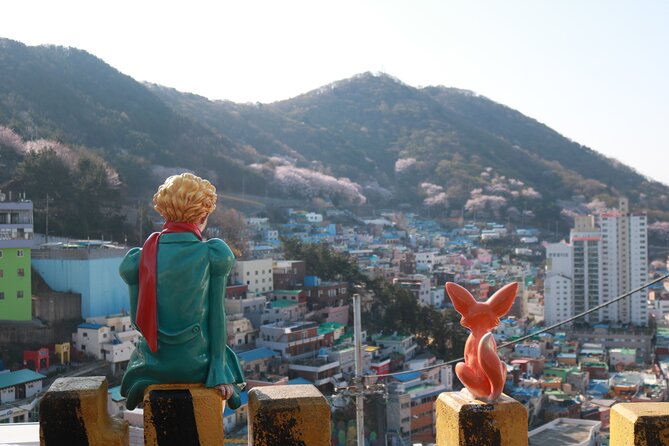 Private Busan tour with gamcheon culture village and the temple (Customizable) - Jagalchi Market: Busan’s seafood heart