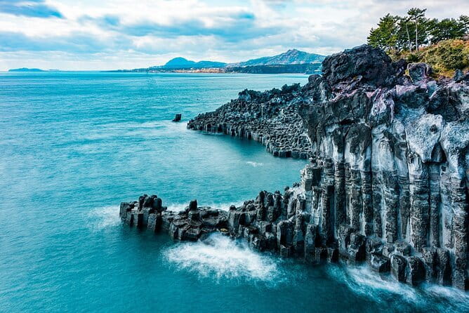 Private Day South and West Tour For Cruise Customers in Jeju - Yongmeori Coast beneath Sanbangsan