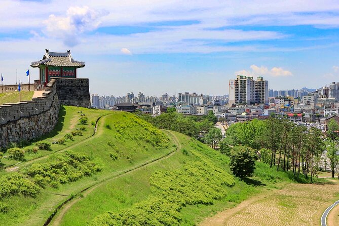 Private Day Trip to Korean Folk Village and Hwaseong Fortress - What the six-hour schedule really means
