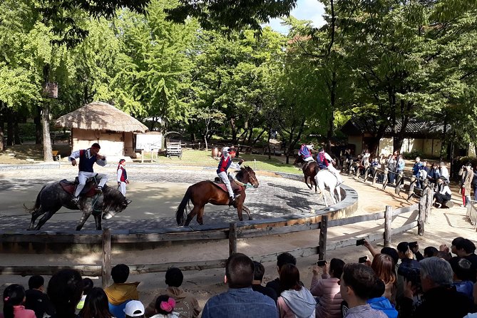 Private day trip to Korean Folk Village & Dae Jang Geum Park - The best match for this experience