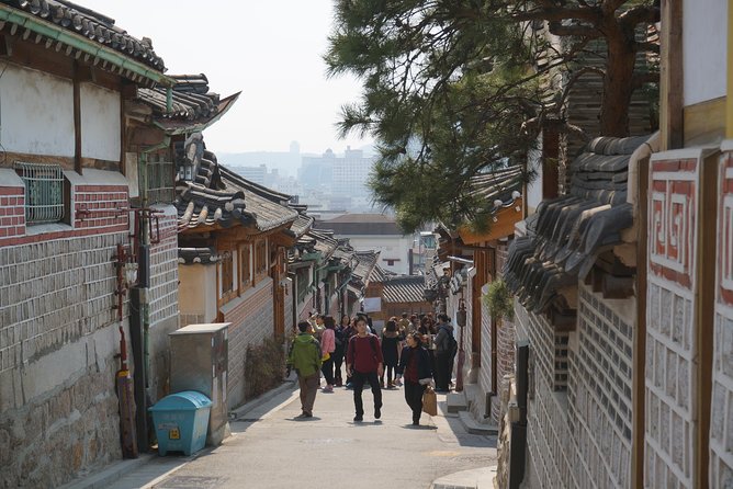 Private English Speaking Driver in Seoul: Airport Service Available - What this Seoul private driver service really offers