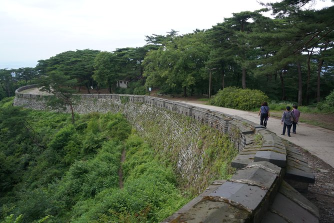 [Private Englsih Speaking Driver] Seoul and Gyeonggi-Do(Airport Available) - Everland, Bukhansan, and outdoor choices