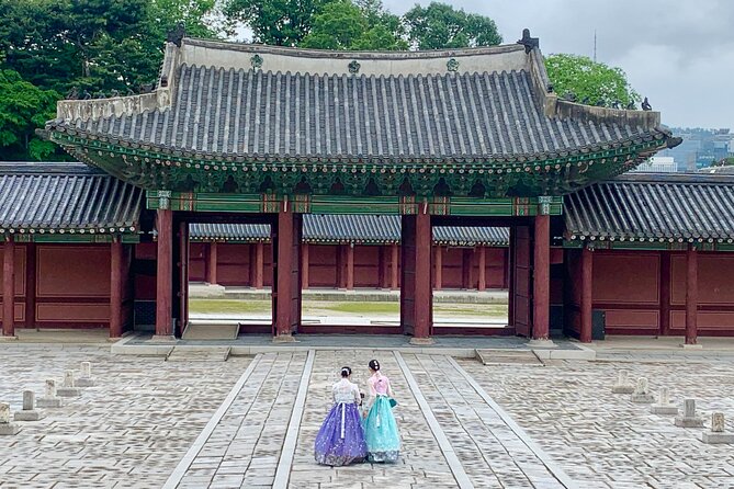 Private Full-Day Guided Tour in Seoul with Lunch, Tea and Dinner - Insadong, Tea, and a Traditional Korean Pause