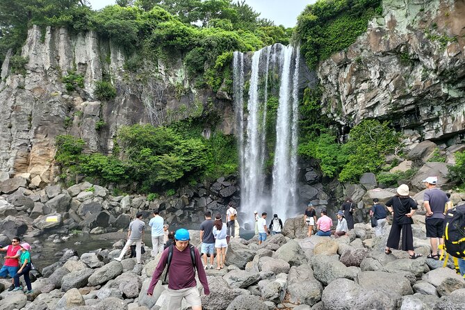 Private Half Day South and West Tour in Jeju Island - Yongmeori Coast: Jeju’s volcanic rock in motion