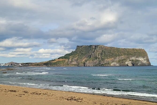 Private Jeju Customized Tour with Local Guide Mr.LEE Hong-min - Who Should Book This Private Jeju Tour?