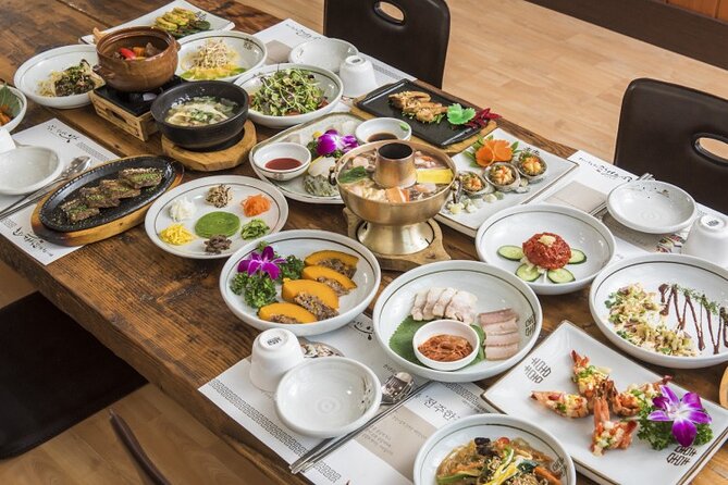 Private Jeonju Hanok Village - Culinary tour - Walking beneath the raised roofs of Hanok Village
