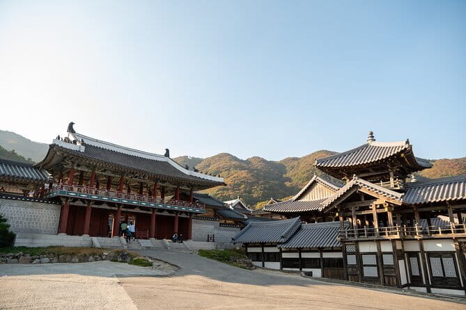 Private K-pop boyband Location Tour from Seoul City with Pickup - Iryeong Station and the mood of Spring Day