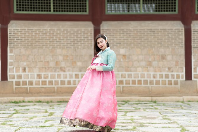 Private Palace Photo Shoot in Seoul with a Photographer - Cost, group value, and what is not included