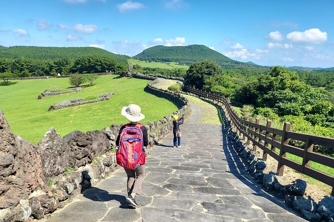 Private schedule Day Tour With Local Taxi Driver in jeju island - English Guidance, Photos, and the Pace of the Day