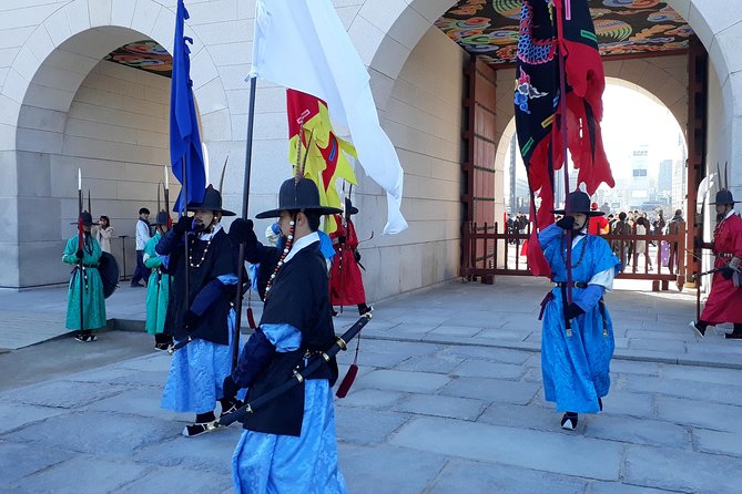 Private Seoul City Tour - Private transportation and the six-to-seven-hour schedule