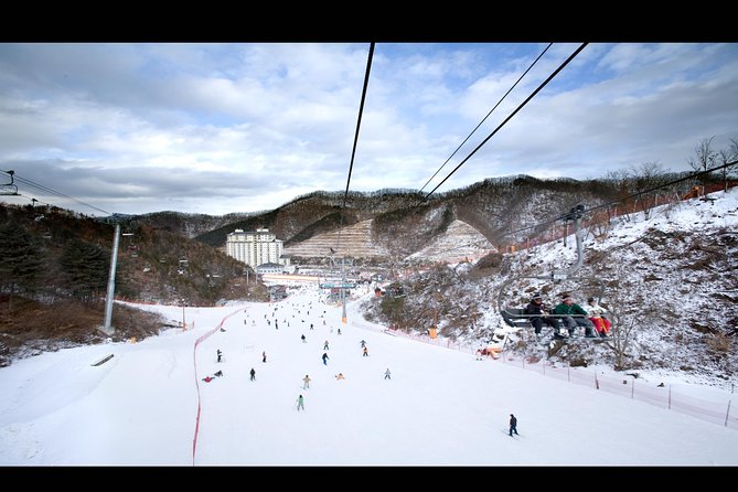 Private Ski Tour(Lesson) near Seoul at Elysian Gangchon Resort - The two-hour private lesson