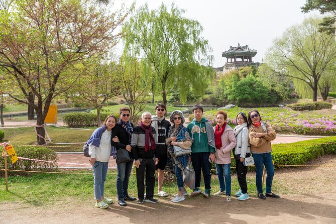 Private Tour around Suwon UNESCO Fortress and Korea Folks Village - Who should book this private day trip?