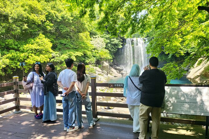 Private Tour Cheonjeyeon Falls & Spirited Garden in Jeju Island - Cheonjeyeon Falls and its three separate stages