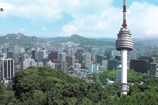 Private tour guide service in Seoul, Korea - Myeongdong Shopping Street for a Modern Finish