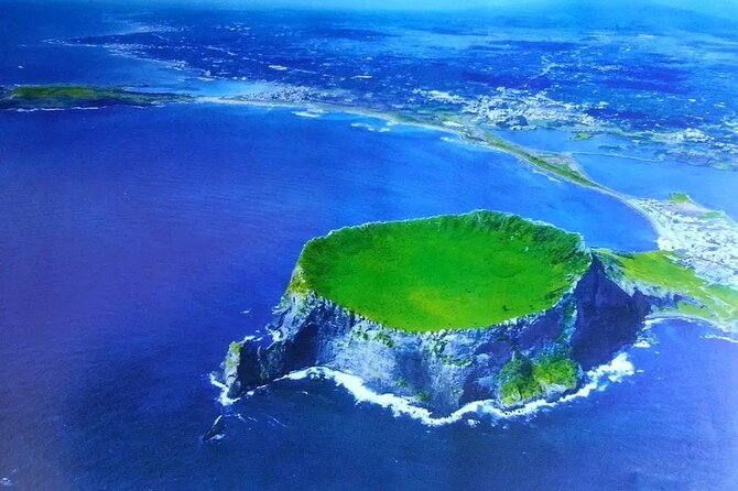 Private Tour in South and East in jeju island - Why this private Jeju day works well