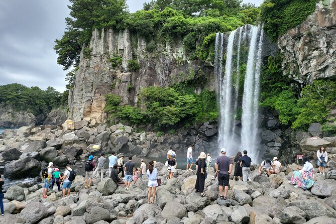 Private Tour in South and East in jeju island - Jeju Stone Culture Park and Jeju’s volcanic identity
