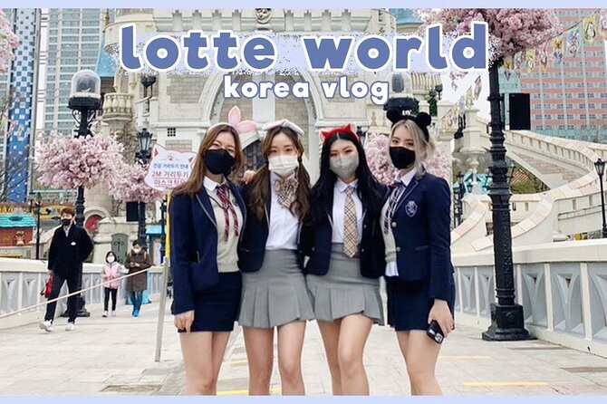 Private tour Lotte World,Tower,Aquarium(All Tickets are included) - Looking out from Lotte World Tower
