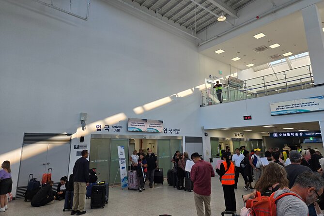 Private Transfer Incheon Cruise Terminal from and to Seoul - Meeting your driver at Incheon Cruise Terminal