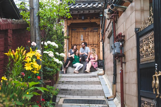 Private Vacation Photography Session with Local Photographer in Seoul - Booking details worth checking first