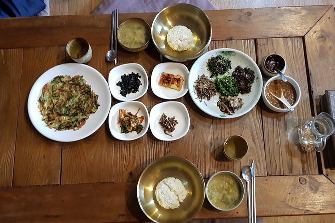 (Private Vehicle) Busan Tailored Tour: Curation for Food,Design,History,Culture - Nurimaru APAC House, Haeundae Beach, and Camellia Island