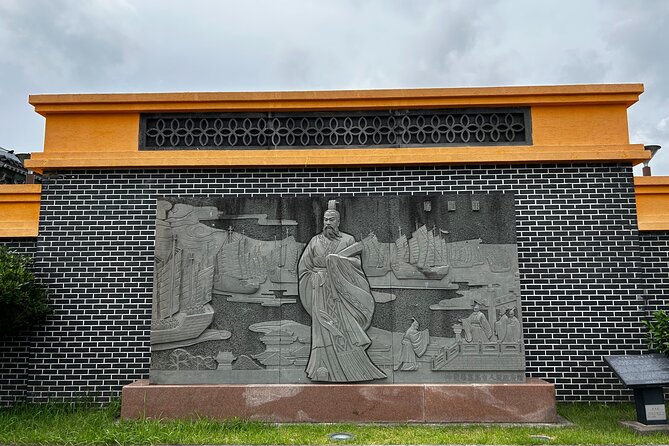 Seogwipo(the southern city of Jeju) Art Museum Walking Tour - What the $55 price really covers