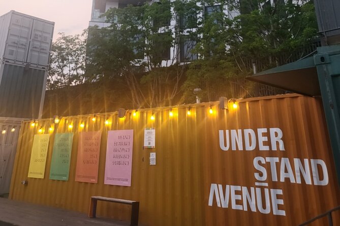 Seongsu-dong Walking Tour: K-Pop, Culture, Cheer, Friends & Relax - Seongsu Art Hall and the changing industrial district