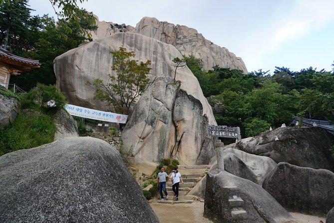 Seoraksan National Park Ulsanbawi Hiking from Seoul - Is $238 good value?